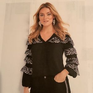 NEW YORK & CO BLOUSE, SIZE LARGE